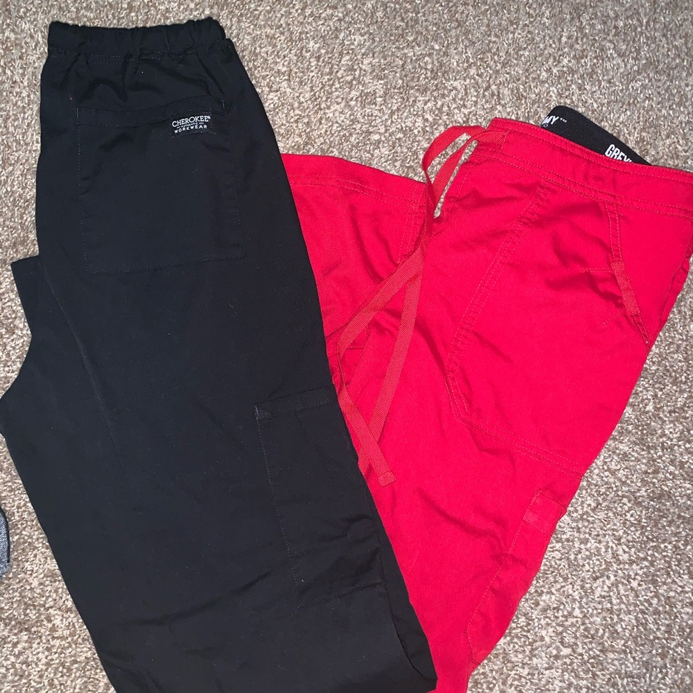 SOLD DO NOT PURCHASE!! Scrub pants bundle